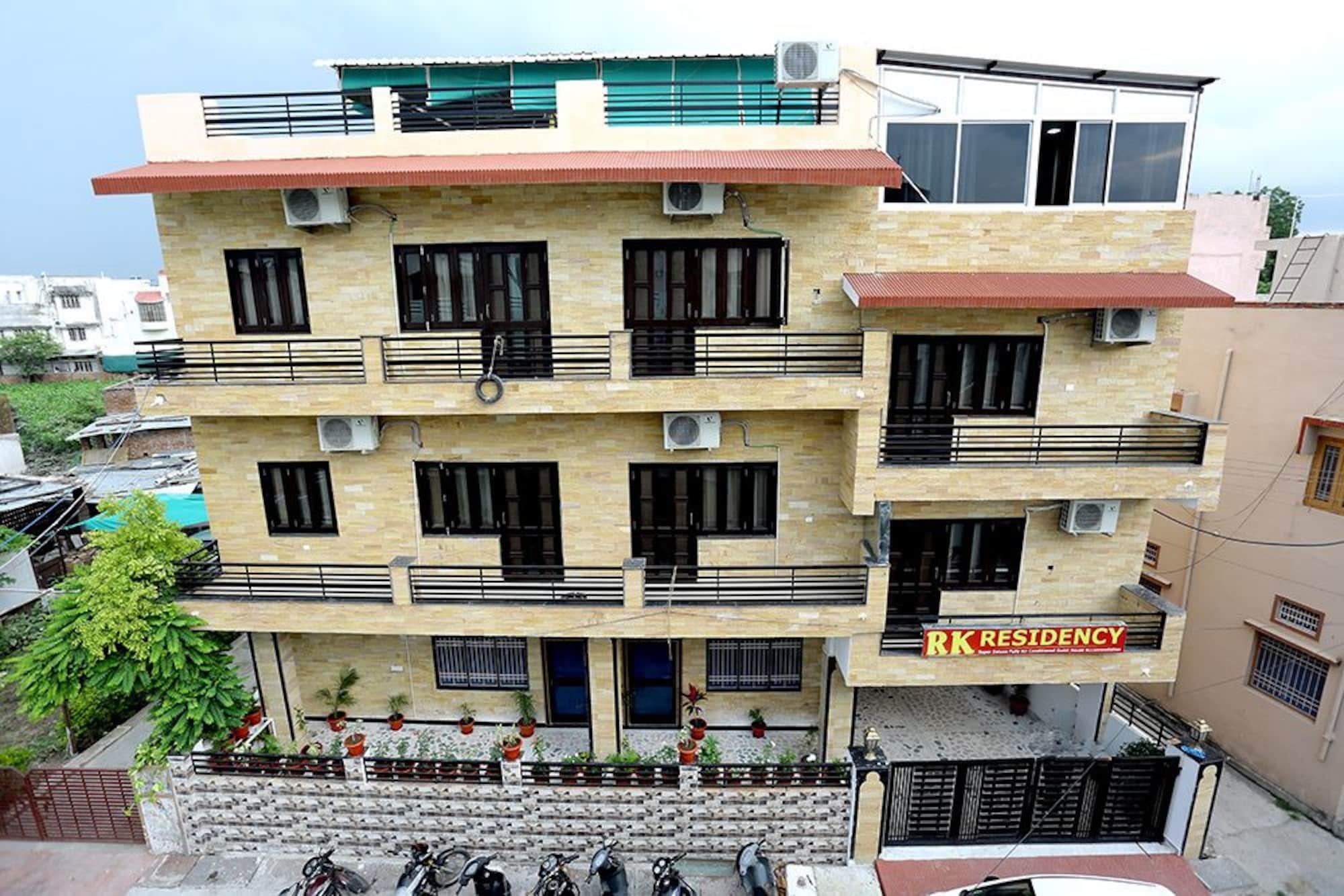Oyo 11868 Rk Residency Hotel Udaipur Luaran gambar
